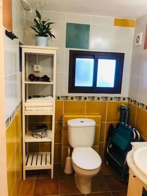 Room With Bathroom In Private House Casa Mar 托罗克斯科斯塔 外观 照片